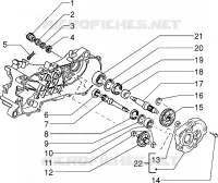 Rear wheel shaft
