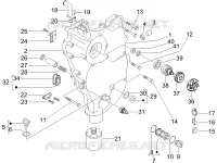 Flywheel magneto cover - Oil filter