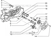 Rear wheel shaft