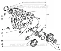 Rear wheel shaft
