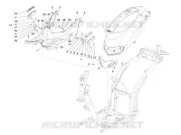 Central cover - Footrests