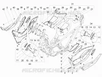 Central cover - Footrests