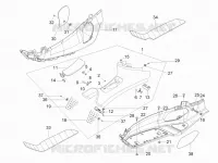 Central cover - Footrests