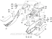 Central cover - Footrests