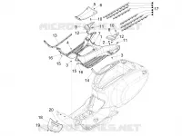 Central cover - Footrests