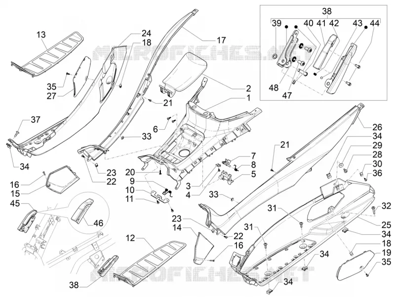 CENTRAL COVER - FOOTRESTS