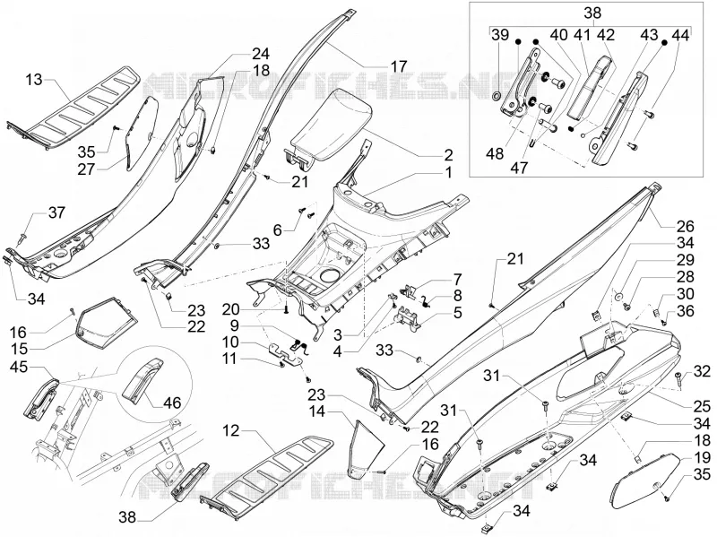 Central cover - Footrests PIAGGIO PIAGGIO-SCOOTER 500 MP3 2015  MP3 500 Sport